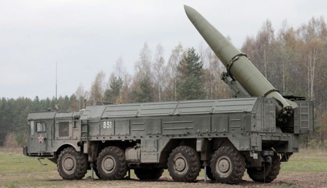 Russia moves nuclear-capable missiles to EU borders