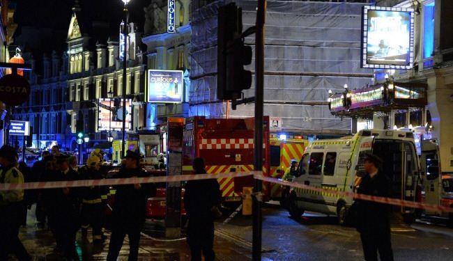 88 جريحا في انهيار سقف مسرح وسط لندن