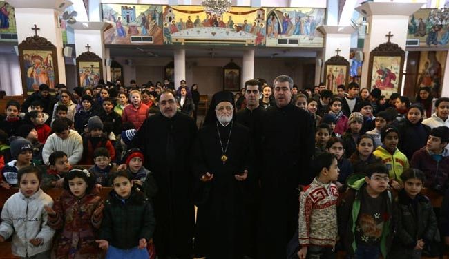 Militants kill 12 in attack on Syrian church