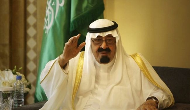 Saudi king promotes son to Mecca governor