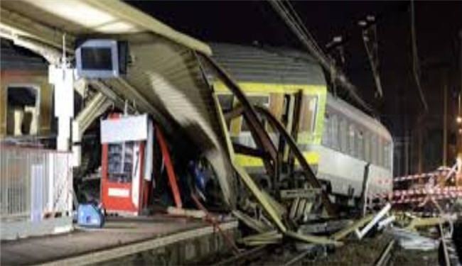 إصابة 10 اشخاص بانحراف قطار للبضائع في نيروبي