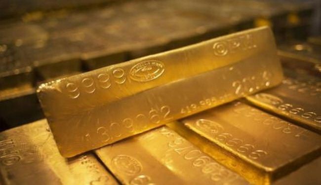 الذهب يرتفع 1% مواصلا الصعود بعد خسائر كبيرة في 2013