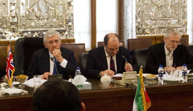 Straw urges Iran presence in Geneva II confab