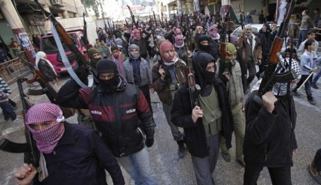 Syrian militants battle al-Qaeda-linked militants