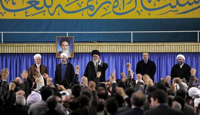 صور/ قائد الثورة يستقبل مسؤولين ايرانيين وضيوف مؤتمر الوحدة الاسلامية
