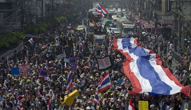 مقتل أحد قادة الاحتجاجات واصابة خمسة اخرين في تايلاند