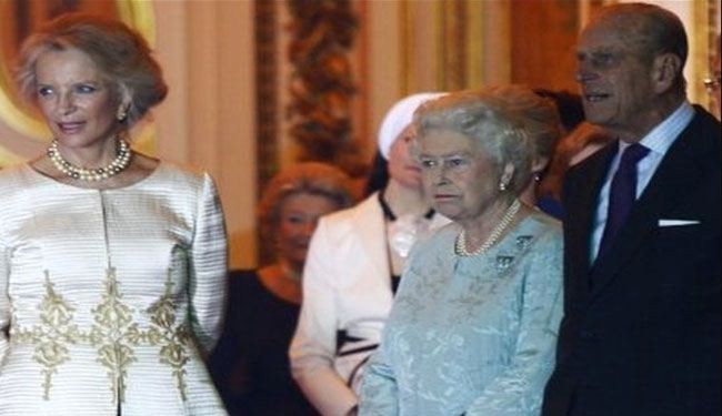 أميرة بريطانية تصف كبار السن في عائلتها الملكية بأنهم مملون