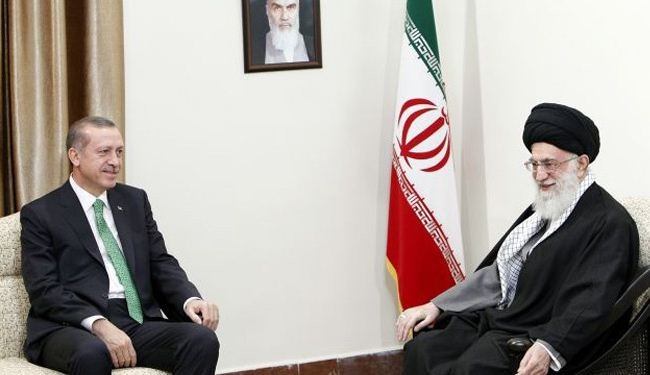 Iran, Turkey should use cooperation opportunities: Leader