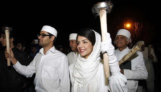 In picture: Iranian Zoroastrians celebrate Sadeh festival