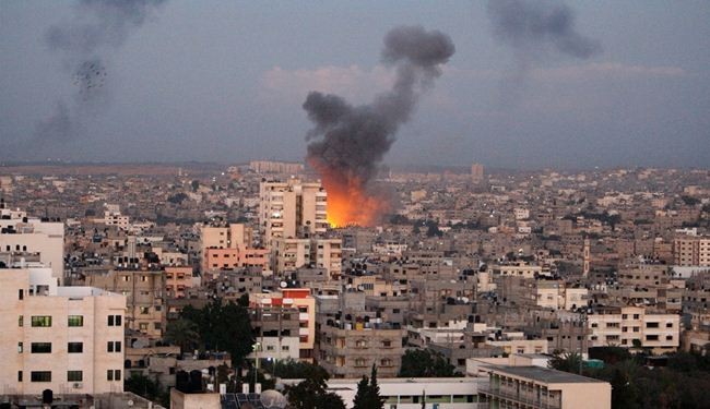Israel threatens to invade Gaza Strip