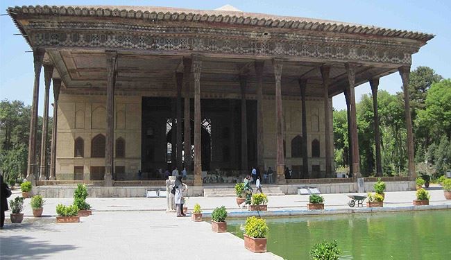 باغ چهلستون - اصفهان
