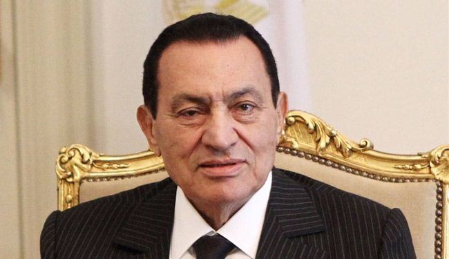 حسني مبارك يبوح ببعض الاسرار لإعلامية كويتية