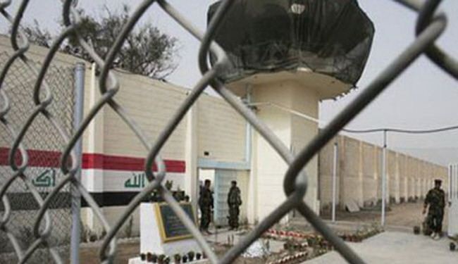 سجن ضباط عراقيين على خلفية هروب السجناء من 