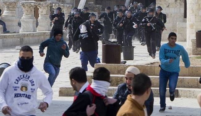 Israeli troops enter Al-Aqsa mosque, attack Palestinians with stun grenades