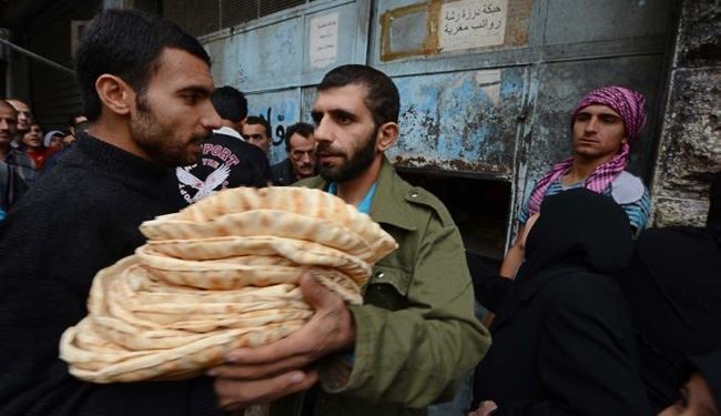 گرسنگی و کمبود نان به دلیل محاصره حلب توسط 