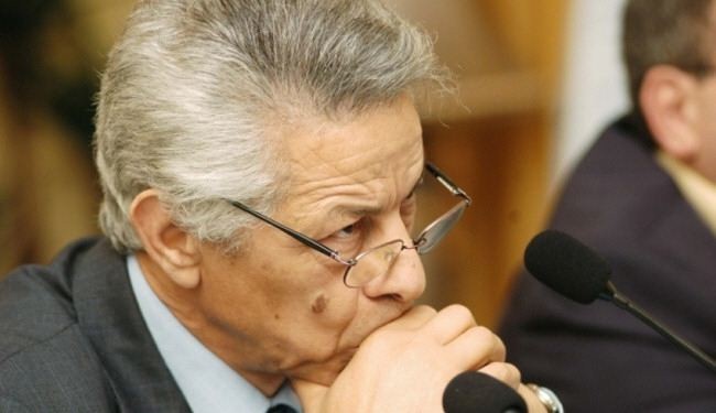 رئيس حكومة اسبق يدعو الى اسقاط النظام الجزائري