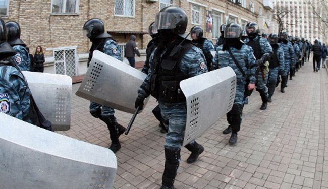 روسيا تعلن بدء منح جنسيتها لافراد الشرطة الاوكرانية الخاصة