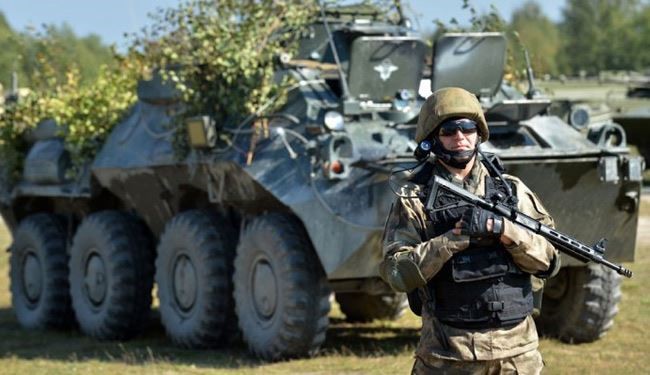 الرئيس المعين بأوكرانيا يضع الجيش في حالة استنفار