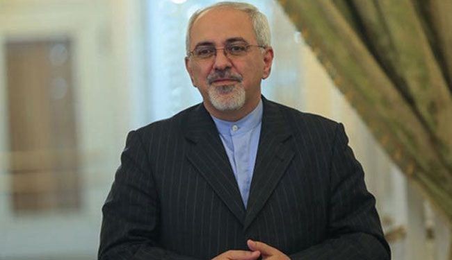 ظریف: أبواب ایران مفتوحة دوما أمام الاخضر الإبراهیمي