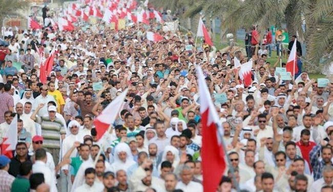 تظاهرات باشکوه بحرینی‌ها نزدیک پایتخت + عکس