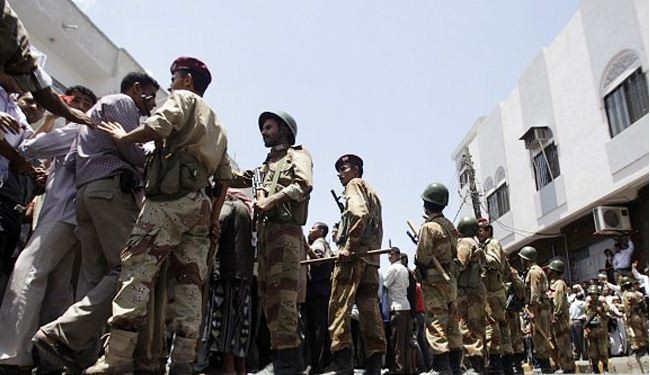 قتلى وجرحى اثر قمع الجيش اليمني لتظاهرة في عمران