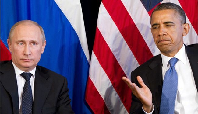 اوباما يطالب روسيا سحب قواتها من الحدود الاوكرانية