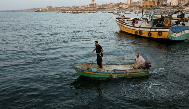 Israel opens fire at unarmed fishermen in Gaza