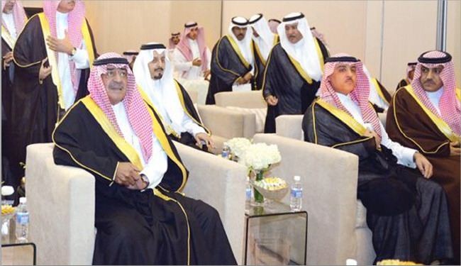 الأمير مقرن: بنوك السعودية مثل المنشار داخل ياكل طالع ياكل
