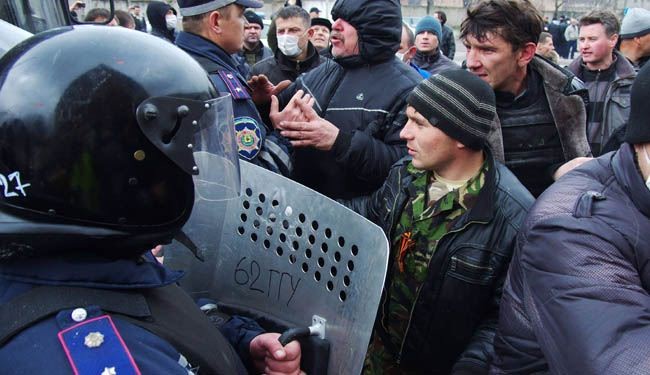 Ukraine troops kill pro-Russia protestors amid key talks