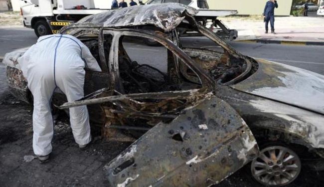 Car bomb blast kills 2 in Bahrain