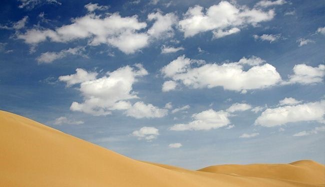 Spectacular photos of Varzaneh Desert in central Iran