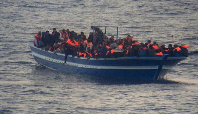 مقتل 14 شخصا بغرق قارب قرب السواحل الليبية