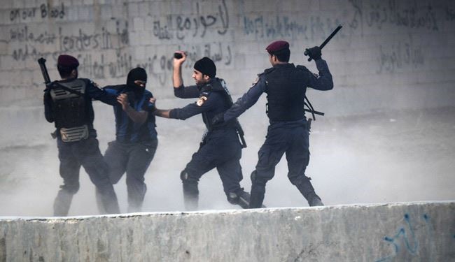 محكمة بحرينية تسجن 6 متظاهرين بجريمة الإرهاب