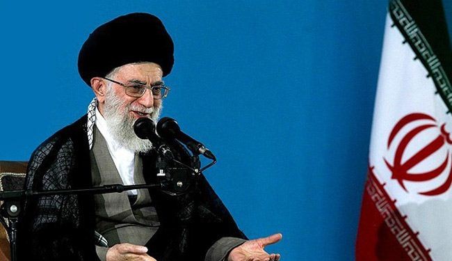 آية الله خامنئي: اميركا لن تستطيع عرقلة تقدم الشعب الايراني