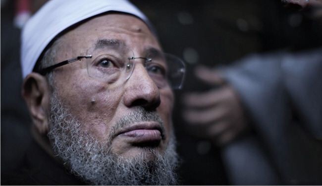 وزير الأوقاف المصري يطالب بإحالة القرضاوي إلى طبيب نفسي