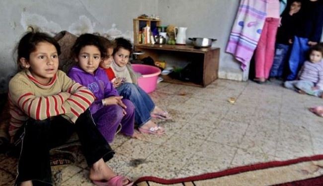 Hungry kids in Syria's Yarmuk leave the camp for exams