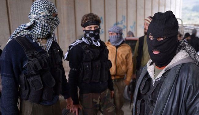 Local Syrians revolt against ISIL militants in Aleppo town