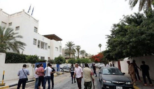 Saudi closes embassy in Libya, evacuates diplomats