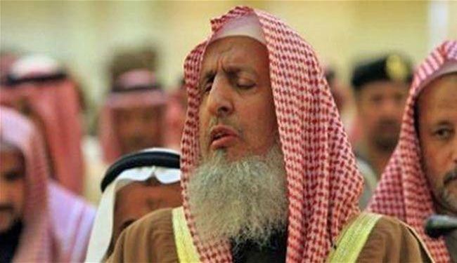 مفتي السعودية: داعش والقاعدة جماعات لا خير فيها
