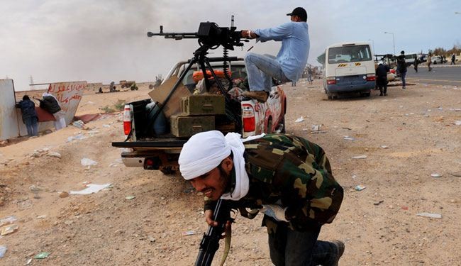 قوات حفتر تشن غارات جوية على المليشيات في بنغازي