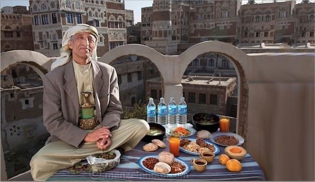 بالصور/ كميات الطعام التي تتناولها شعوب العالم