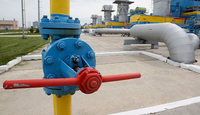 Russia threatens shutting Ukraine gas supply