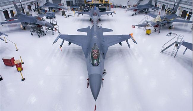 العراق يتسلّم أول مقاتلة من طراز إف - 16