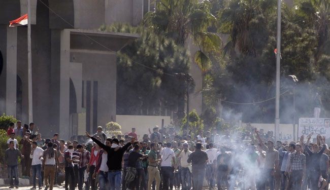 Egypt police forces attack Al-Azhar University