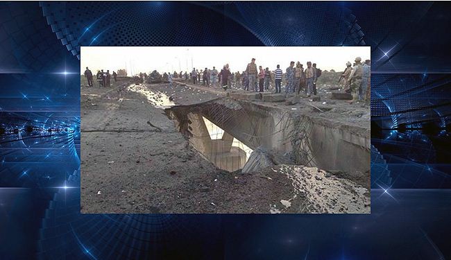 داعش يفجر الجسر الرابط بين جامعة الانبار ومدينة الرمادي