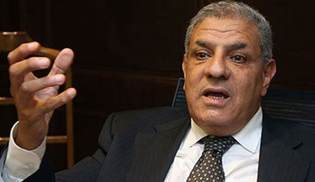استقالة الحكومة المصرية والسيسي يجدد تكليف محلب