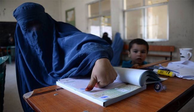 افغانستان تبدأ اقتراع الدورة الثانية لانتخاباتها الرئاسية