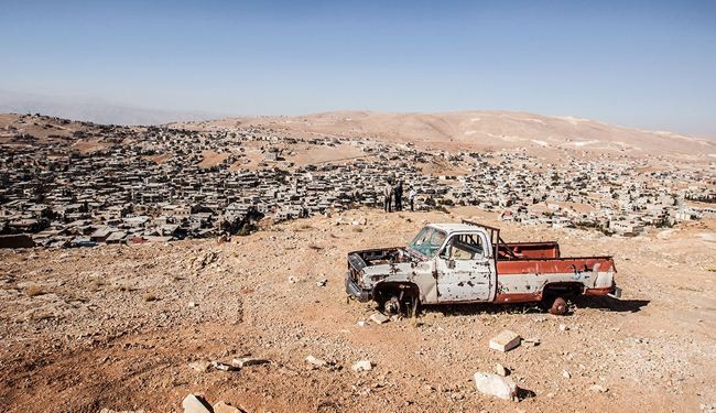 Syria batters Nusra Front stronghold in Lebanon border