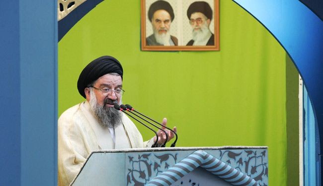 خاتمي: الجماعات الارهابية دمى بيد اميركا والانظمة الرجعية