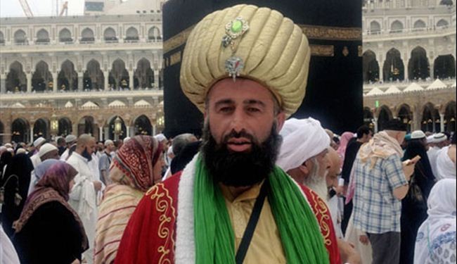 بالصور.. خليفة داعش نجم وادي الذئاب